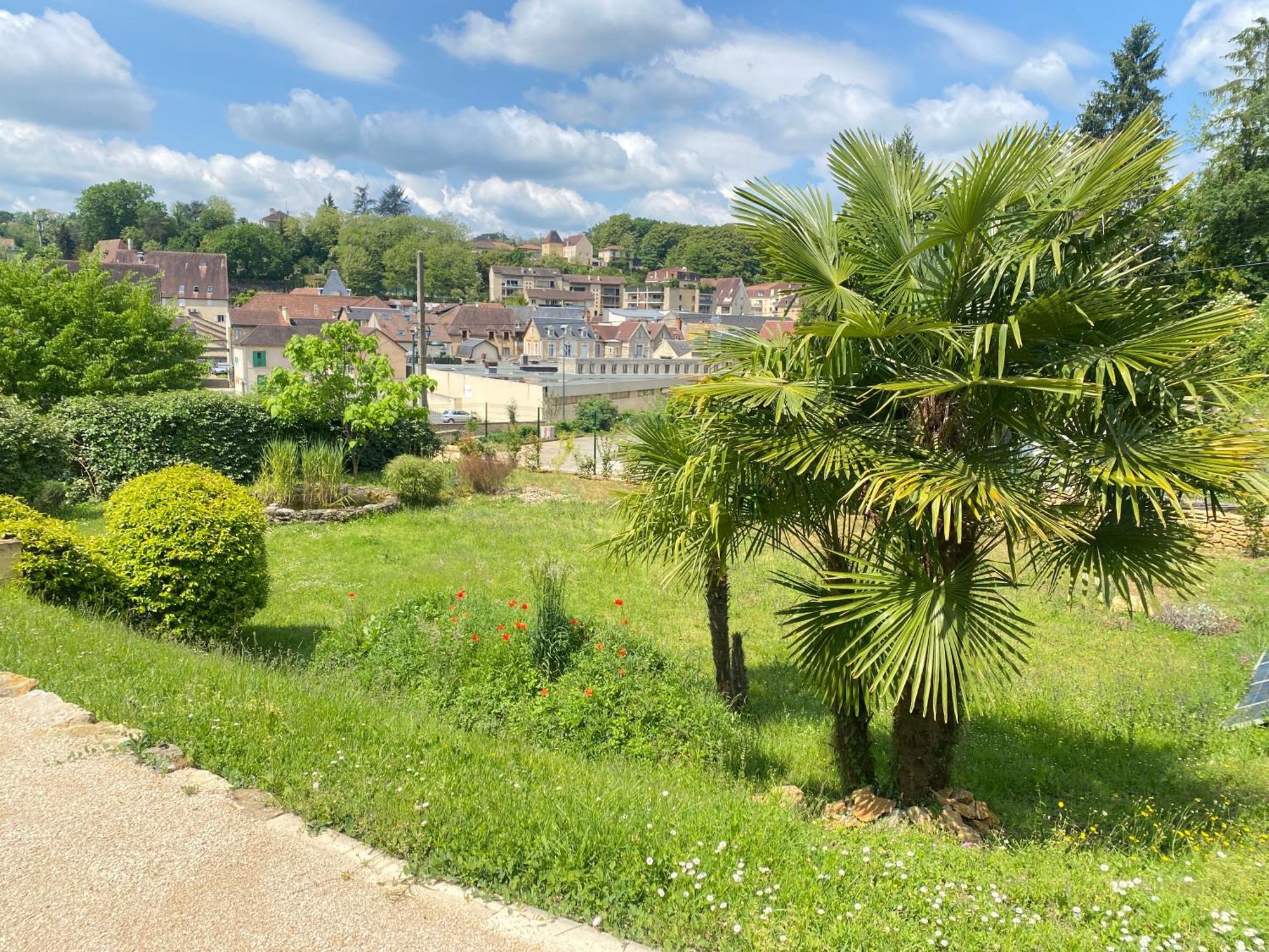 Residence Les Trois Jardins Avec Wifi Et Parking Gratuit Sarlat-la-Canéda Exterior foto